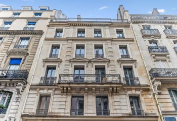 Location bureaux - Proximité Gare Saint-Lazare et Métro  à Paris 9 - 75009