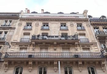 Bureaux à louer à - Proche Gare Saint-Lazare - Accès métro  à Paris 9 - 75009