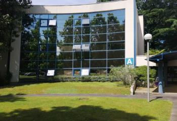 Location de bureaux - Centre d'affaires des Lilas - Proche centre-ville  à Pau - 64000