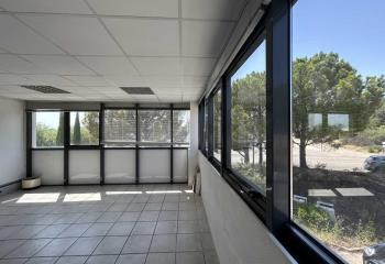 Location bureaux Tecnosud - Proche autoroute A9, bus, gare et aéroport  à Perpignan - 66000