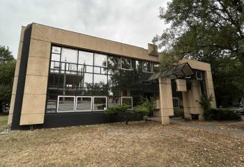 Location bureaux - Europarc - Tram, bus, train et rocade  à Pessac - 33600