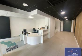 Location bureaux - Proche A63, Rocade bordelaise et Tram ligne B  à Pessac - 33600