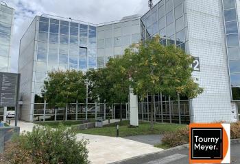 Location bureaux - Embranchement de l'autoroute de Bayonne  à Pessac - 33600