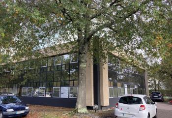 Location bureaux - Europarc, proche commerces et transports  à Pessac - 33600