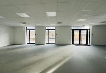 Location bureaux - Proche gare et 4 voies  à Pornichet - 44380