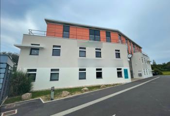 Location bureaux - Proche gare SNCF et périphérique  à Pornichet - 44380