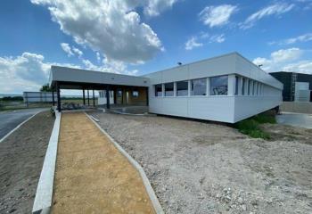 Location bureaux - Axes Reims et Châlons-en-Champagne  à Prunay - 51360