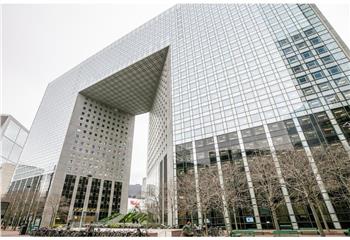 Location bureaux La Défense - Quartier Valmy, proche transports  à Puteaux - 92800