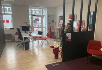 Bureau à louer - stockage - proche mairie  à Quimper - 29000