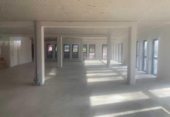 Location bureaux - Proche Etang de Lanniron, IUT, et transports  à Quimper - 29000