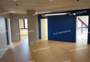 Location bureau proche voie express  à Quimperlé - 29300