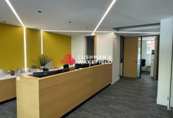 Location bureaux - Proche transports en commun  à Ramonville-Saint-Agne - 31520