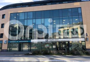 Bureaux à louer à centre - Proche gare - Lumineux