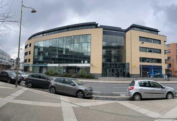 Location bureaux centre-ville, proche gare TGV et autoroutes