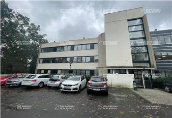 Location bureaux - Proche centre-ville et transports en commun  à Rennes - 35000