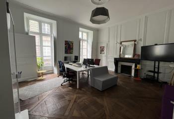 Location bureaux à - Centre historique - Accès métro et gare  à Rennes - 35000