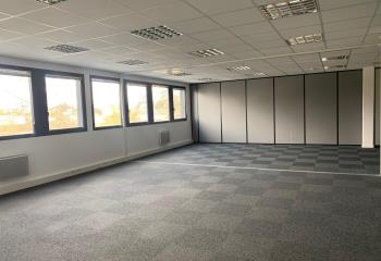 Bureaux à louer proche du périphérique et du Min à  à Rezé - 44400