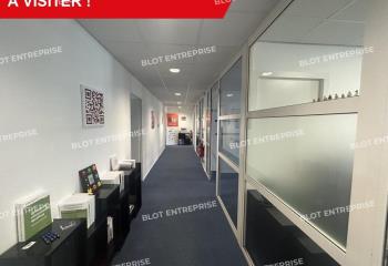 Location bureaux - Proximité transports en commun  à Rezé - 44400