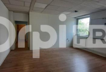 Location bureau (69140) - 38 m²  à Rillieux-la-Pape - 69140