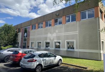 Location bureaux - Proche A6, RER D et Tram T12