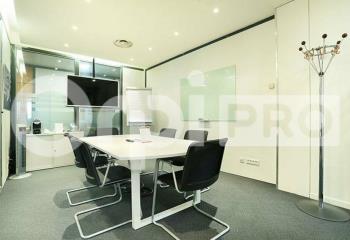 Location bureau (95700) - 1000 m²  à Roissy-en-France - 95700