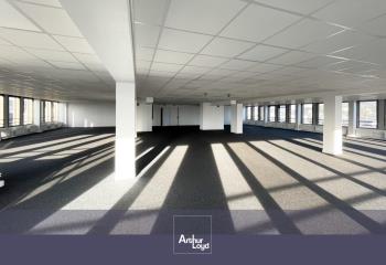 Location bureaux centre - Vue panoramique, proche métro et bus  à Rouen - 76000