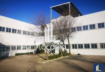 Location bureaux - Proximité autoroutes et bus