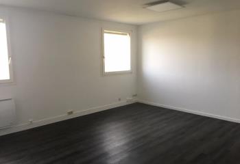 Location bureaux - Proche A10 et transports en commun  à Saint-Avertin - 37550