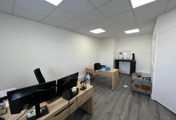 Location bureau - Proche A10 et transports en commun