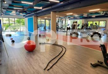 Location bureaux à - En bordure RN12 - Nouveau quartier  à Saint-Brieuc - 22000