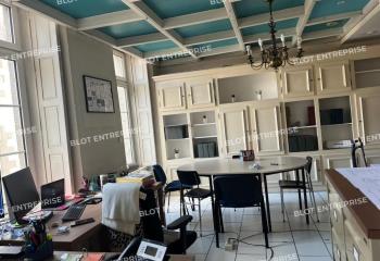 Location de bureau - au coeur du centre ville  à Saint-Brieuc - 22000