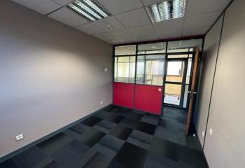 Location bureaux à proximité du quartier du Technopole  à Saint-Étienne - 42000