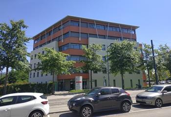 Location bureaux - Technopôle, accès autoroute et tram  à Saint-Étienne - 42000
