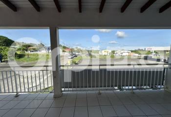 Location bureau (97118) - 96 m²