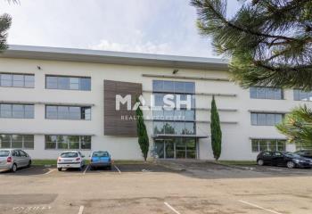 Location bureaux - Proche bus et autoroute A450