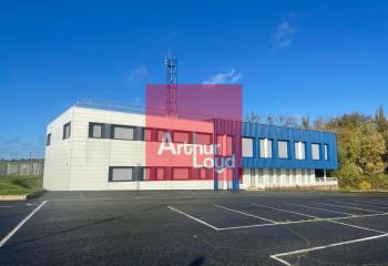 Location bureaux - Proche gare Montereau-fault-Yonne  à Saint-Germain-Laval - 77130