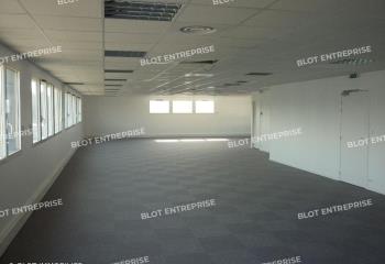 Location bureaux - Proche Rennes Nord et ligne de bus