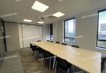 Location bureaux - Proche métro Saint-Jacques - Gaté  à Saint-Jacques-de-la-Lande - 35136