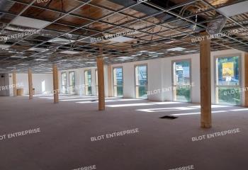 Location bureaux - Proche accès 4 voies  à Saint-Jacques-de-la-Lande - 35136