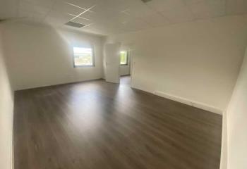 Location bureau Saint-Jean-d'Illac (33127) - 90 m²