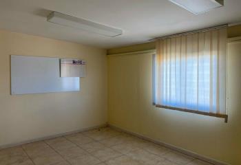 Location bureaux - Proche autoroute et sortie Baillargues  à Saint-Jean-de-Védas - 34430