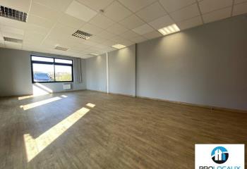 Location bureau à - Cadre agréable  à Saint-Jean-du-Cardonnay - 76150