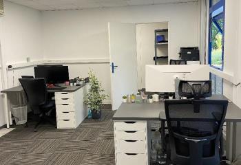Location bureau (31240), proche Toulouse, parking commun  à Saint-Jean - 31240