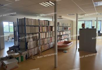 Bureaux à louer à - Proche grands axes