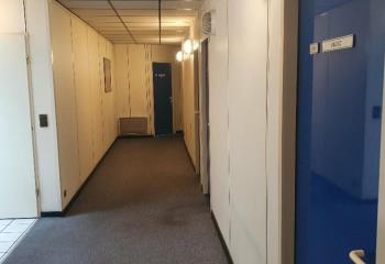 Location bureaux - Proche Grenoble  à Saint-Martin-le-Vinoux - 38950