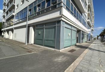 Location bureaux centre-ville - Proche bord de mer et bus  à Saint-Nazaire - 44600
