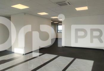 Bureaux à louer - A5 - N104 - N7  à Saint-Pierre-du-Perray - 91280