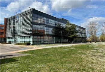 Location bureaux - Parc technologique, transports en commun  à Saint-Priest - 69800