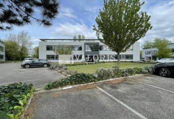 Location bureaux - Parc Technologique, proche transports  à Saint-Priest - 69800