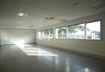 Location bureau (69800) - 190 m²  à Saint-Priest - 69800
